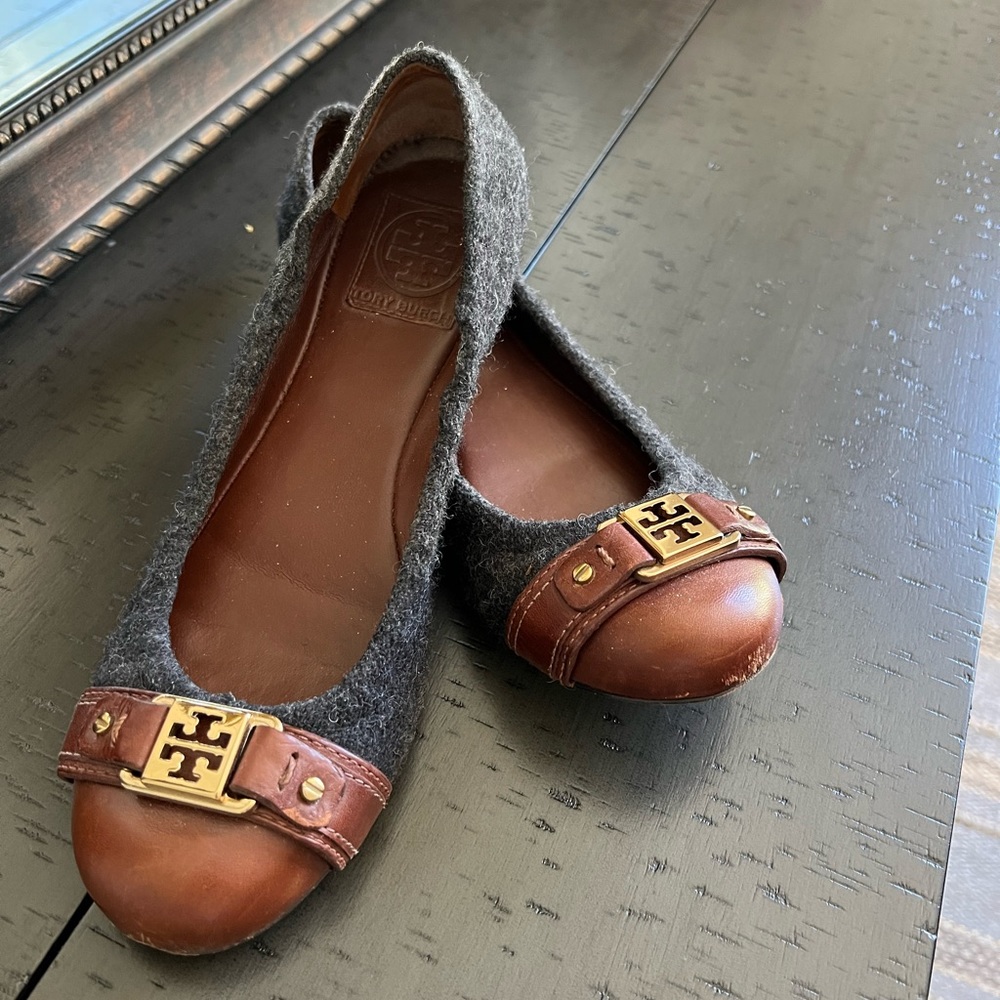 Tory Burch Ambrose Wool flats size 9